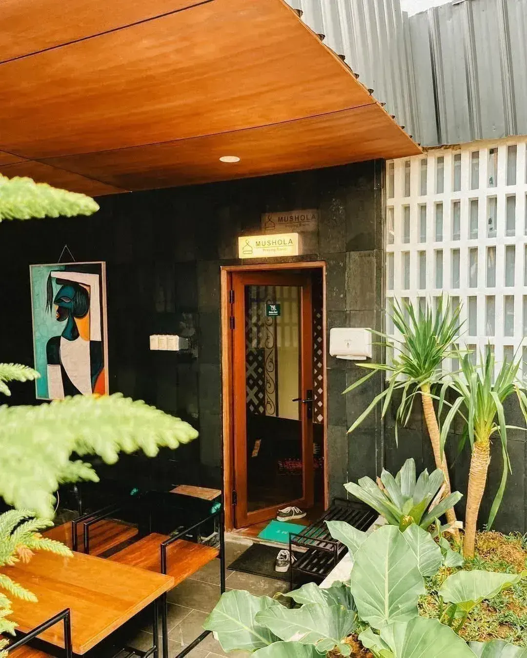 Elsana Surya Gallery 4